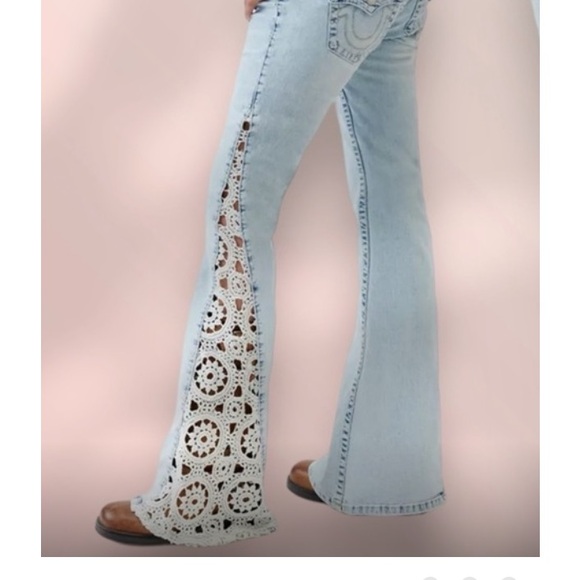 True Religion Light Wash , Low Rise, Crochet ,Joey Flare Jeans - Picture 2 of 13